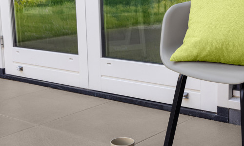 2000948_Cosmopolitan 60x60x4cm Memphis